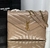 Bolsa YSL Yves Saint Laurent Loulou média - nude com dourado - comprar online