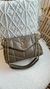 Bolsa YSL Yves Saint Laurent Puffer Loulou pequena - caqui com dourado - comprar online