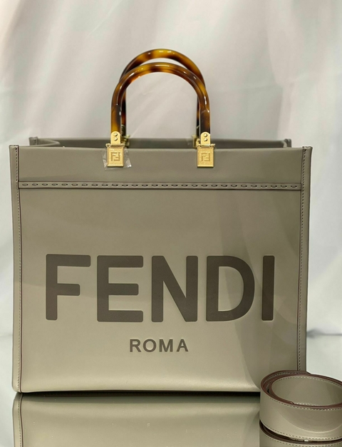 Bolsa Fendi Sunshine - cinza - comprar online