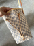 Bolsa Louis Vuitton Neverfull MM - damier azur canvas interno rosa na internet