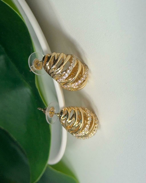 Brinco Biju Torcido com Zirconia - comprar online