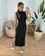 Vestido Midi com Gola Boba e Fenda Lateral