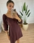 Vestido Curto com Mangas Bufantes e Decote Versátil