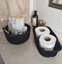 CESTA RECTANGULAR CON MANIJAS NEGRA - comprar online