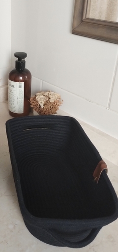 CESTA RECTANGULAR CON MANIJAS NEGRA en internet