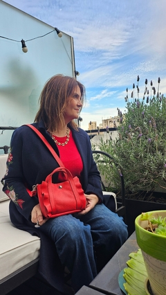PETITE QUEEN (RED) - comprar online