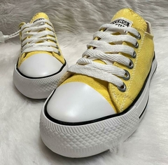 Zapatillas de Lona Amarilla