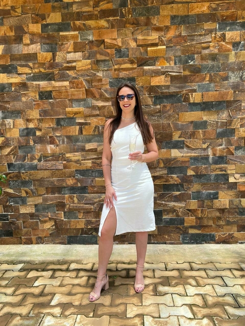 Vestido um ombro só