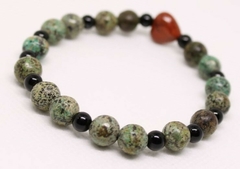 PULSERA TURQUESA AFRICANA CON AGATA NEGRA Y CORAZON DE JADE ROJO en internet
