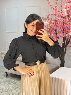 CAMISA SERENA CREPE COM ELÁSTICO NA MANGA - comprar online