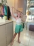 Conjunto Shorts Verde e Cropped Cru