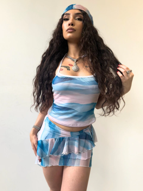 Conjunto Nanda - Top de Amarrar com Saia Assimétrica deTule