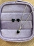 CONJUNTO COLAR, BRINCO E PINGENTE CORAÇÃO PRETO