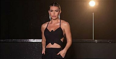 Cropped Borboleta em Alfaiataria | Moderno, Charmoso e Cheio de Personalidade