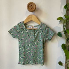 Remera Florcitas