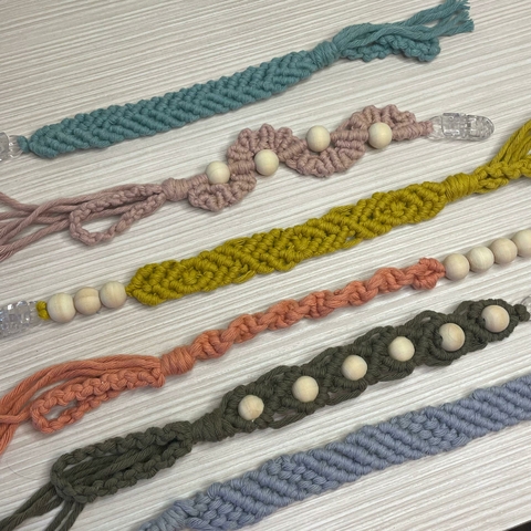 Portachupetes Artesanales