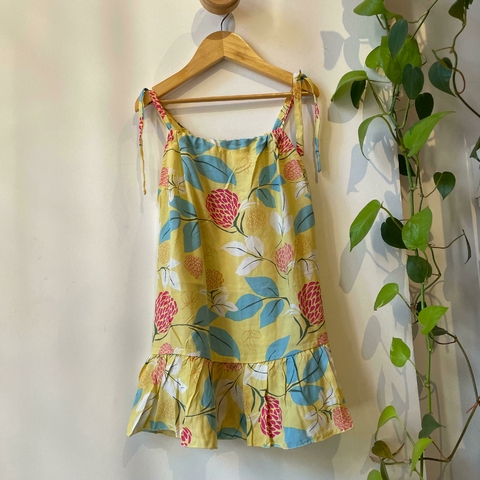 Vestido Amarillo Volados