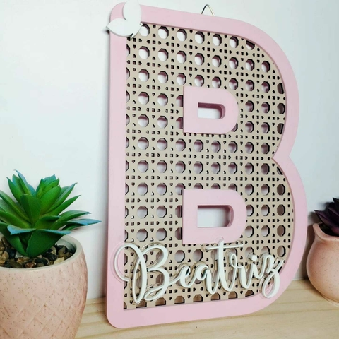 Enfeite Porta maternidade Letra Palha indiana com Nome - comprar online