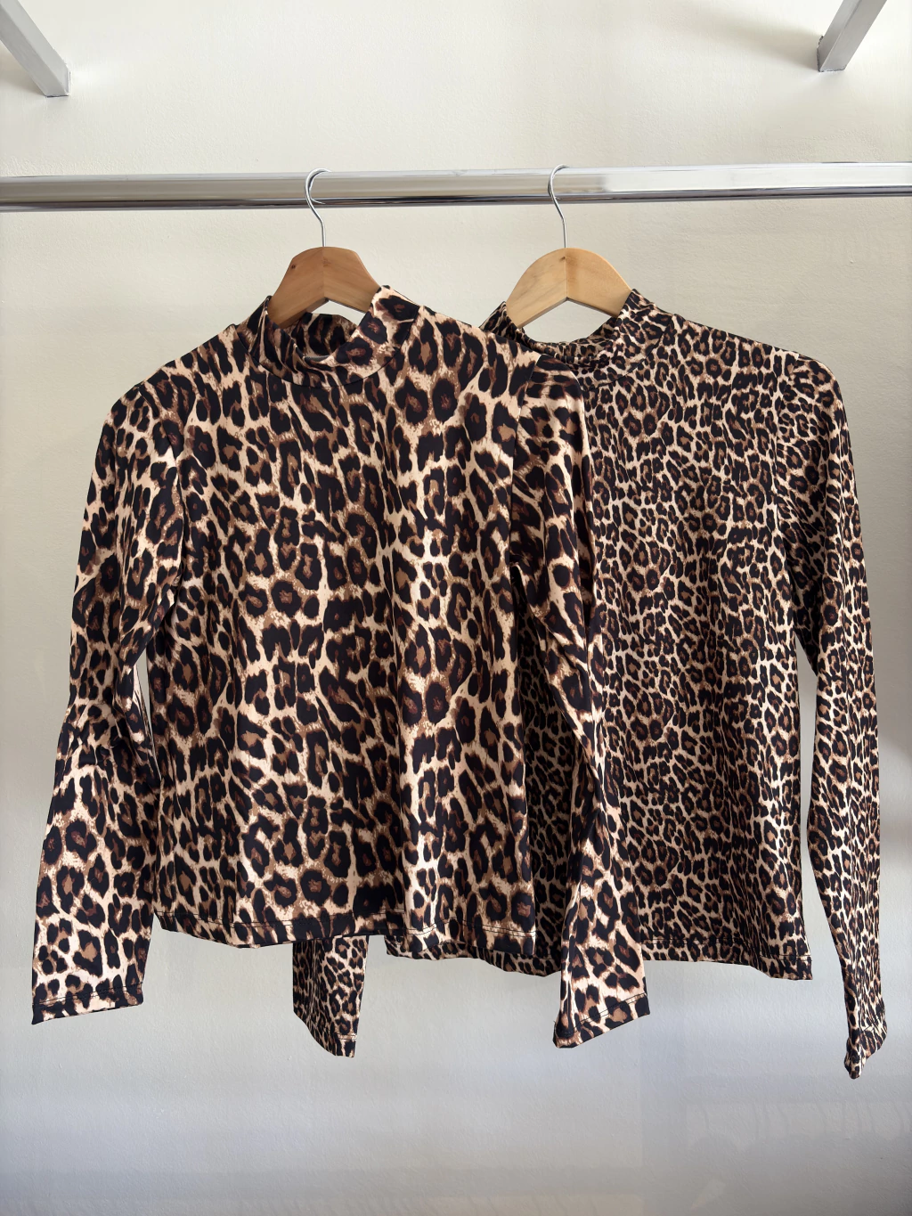 CAMISETA OVIDIA
