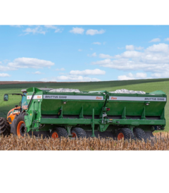 Distribuidor Stara Bruttus 12000 - Loroeste - Máquinas e Implementos Agrícolas