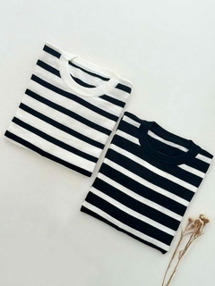 Sweater rayado linea gruesa - comprar online