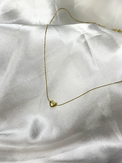 Collar con dije corazón mini
