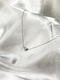 Collar con dije corazón mini - comprar en línea