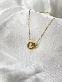 Collar con dije detalle números romanos en internet