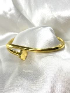 Brazalete diseño clavo en internet