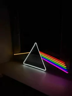 Letrero en neón dark side base acrílica