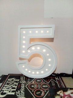 Corpóreo Número o Letra con iluminación led para Evento 55cms diámetro