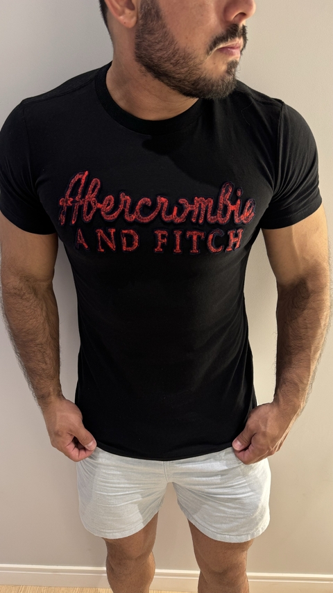 T-Shirt Abercrombie Bordado 21