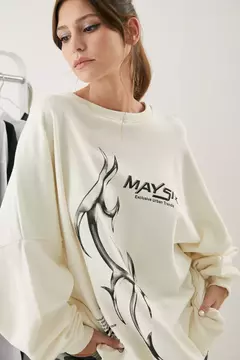 Buzo OVERSIZE | BOMBA - comprar online