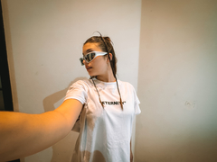 Remeron MUSCU | ETERNITY en internet
