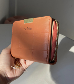 BILLETERA MEDIANA MARRÓN CLARO - comprar online
