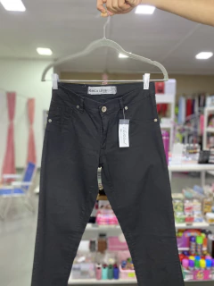 Jean Negro talle 40 - SOLEA MODA