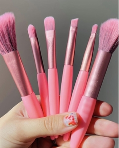 Set de 6 mini brochas “city girl”
