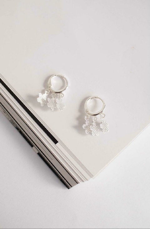 Brinco Trio Estrelas Prata