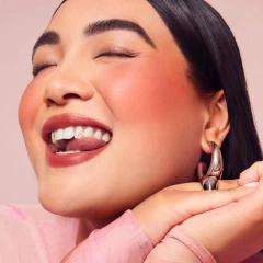 Set Mini Blush and Luminize Trio - RARE BEAUTY en internet