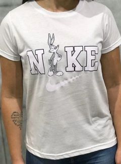 Camiseta Nike - 319 - Roupa Feminina / Roupa Masculina / Lingerie | Alpha Store