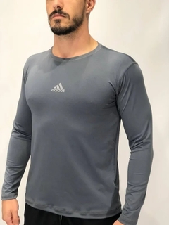 Segunda pele Adidas - 251