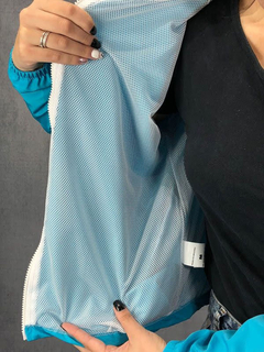 Corta vento Nike - 256 - comprar online
