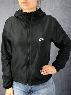 Corta vento Nike - 256