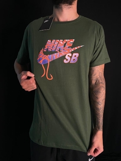 Camiseta Nike SB - 089