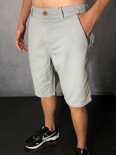 Bermuda Sarja Premium Boss - 179 na internet