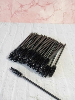 Cepillos para pestañas y cejas