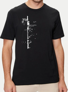 Camiseta lettering, estampa tipográfica, frases inspiradoras, design com letras, moda criativa, camisetas com frases, estilo urbano, escrita à mão, tipografia artística