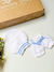Kit Touca, Luvas e Sapatinhos - 03 peças - Branco / Azul claro - NR Enxovais Baby - Saídas Maternidade