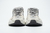 Adidas Yeezy Boost 700 V2 ''Cream'' na internet