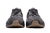 Adidas Yeezy 700 “Utility Black” na internet